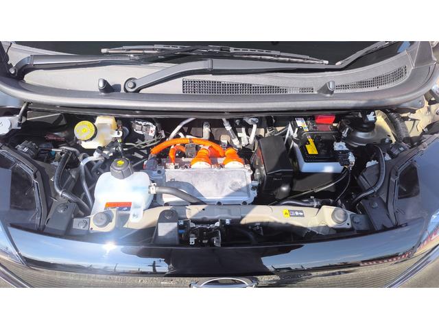 サクラ Ｘ　電気自動車　インテリジェントエマージェンシーブレーキ　標準ディスプレイオーディオ　ＥＴＣ装備　アラウンドビューモニター（5枚目）