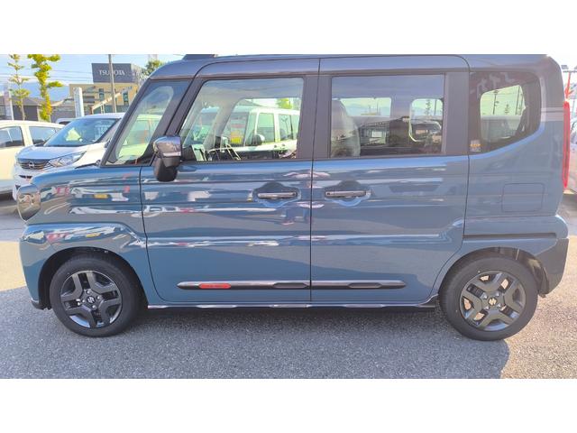 スペーシアギア ハイブリッドＸＺ　両側電動スライドドア　アイドリングストップ　プッシュスタート　オートエアコン　シートヒーター　クルーズコントロール　レーンアシスト　クリアランスソナー　ベンチシート　ＬＥＤヘッドランプ（8枚目）