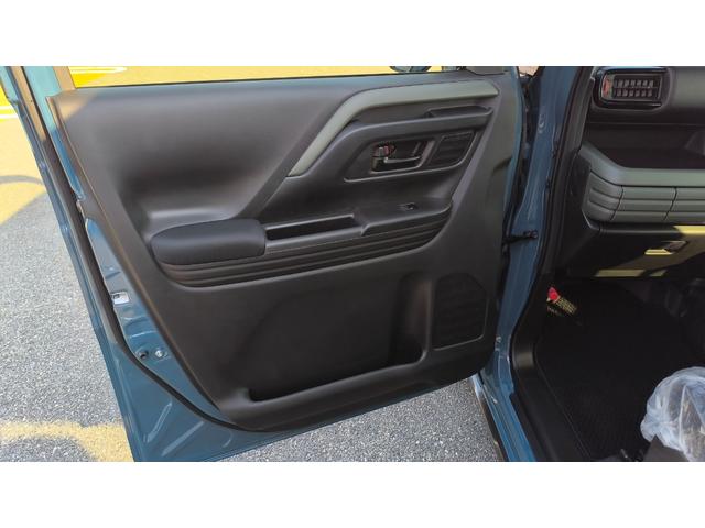 スペーシアギア ハイブリッドＸＺ　両側電動スライドドア　アイドリングストップ　プッシュスタート　オートエアコン　シートヒーター　クルーズコントロール　レーンアシスト　クリアランスソナー　ベンチシート　ＬＥＤヘッドランプ（12枚目）