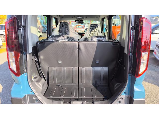 スペーシアギア ハイブリッドＸＺ　両側電動スライドドア　アイドリングストップ　プッシュスタート　オートエアコン　シートヒーター　クルーズコントロール　レーンアシスト　クリアランスソナー　ベンチシート　ＬＥＤヘッドランプ（17枚目）