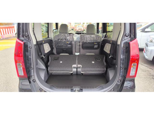 タント Ｘリミテッド　届出済未使用車　両側電動スライドドア　ＬＥＤヘッドライト　　スマートキー　スマートアシスト搭載　３６０°スーパーＵＶ＆ＩＲカットガラス　後方誤発信抑制機能　オートハイビームアシスト搭載（18枚目）