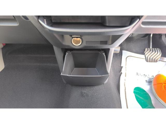 デイズ B CD/AM・FMラジオ エマージェンシーブレーキ搭載 キーレスエントリー サイドエアバッグ装備 後部席カーテンエアバッグ装備 横滑り防止機能 アイドリングストップ搭載 パワーウィンドウ(33枚目)