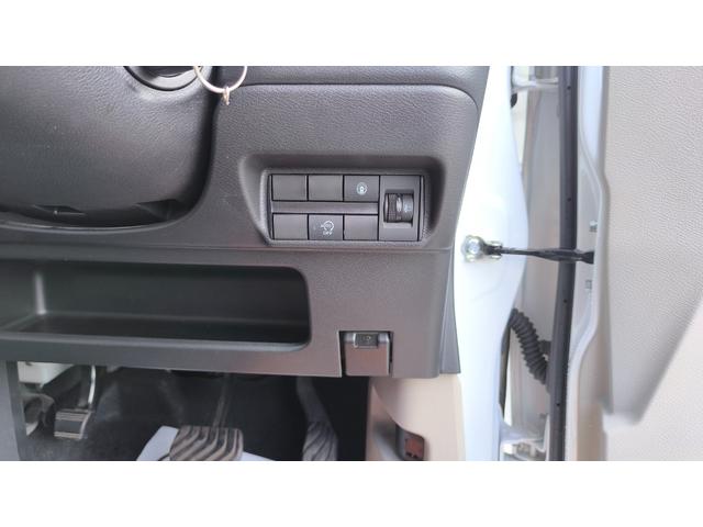 デイズ B CD/AM・FMラジオ エマージェンシーブレーキ搭載 キーレスエントリー サイドエアバッグ装備 後部席カーテンエアバッグ装備 横滑り防止機能 アイドリングストップ搭載 パワーウィンドウ(35枚目)