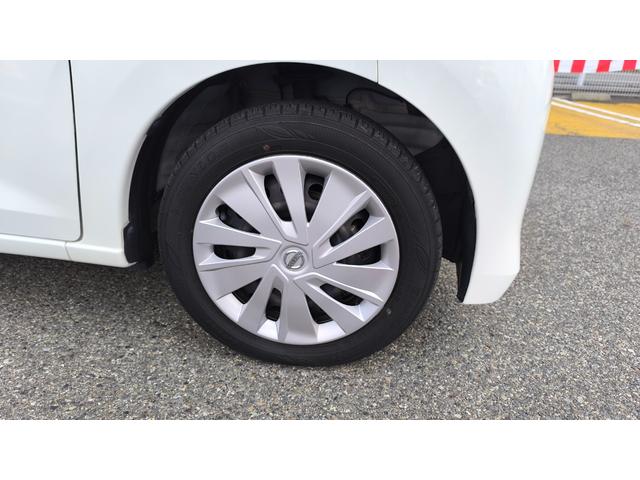 デイズ B CD/AM・FMラジオ エマージェンシーブレーキ搭載 キーレスエントリー サイドエアバッグ装備 後部席カーテンエアバッグ装備 横滑り防止機能 アイドリングストップ搭載 パワーウィンドウ(42枚目)
