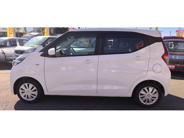 デイズ B パナソニック製メモリーナビ Bluetooth ETC エマージェンシーブレーキ搭載 キーレスエントリー サイドエアバッグ装備 後部席カーテンエアバッグ装備 横滑り防止機能 アイドリングストップ搭載(8枚目)