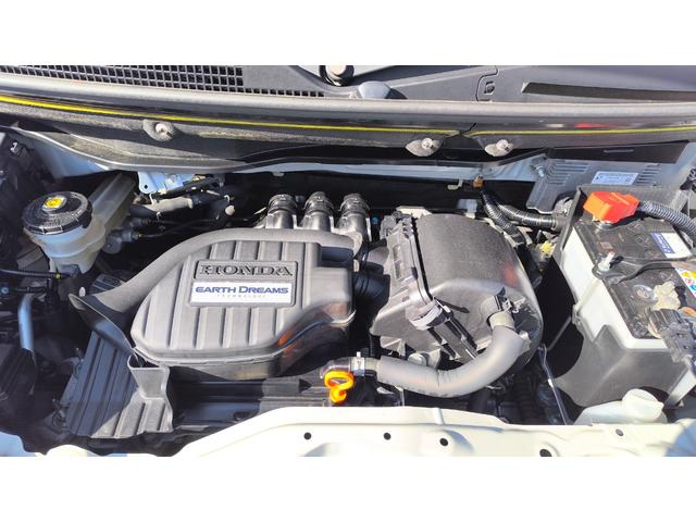 N-BOX G SSパッケージ ホンダ純正メモリーナビ CD/DVD AM/FMラジオ ワンセグTV 両側パワースライドドア ETC バックカメラ ステアリングリモコン スマートキー オートエアコン アイドリングストップ(3枚目)