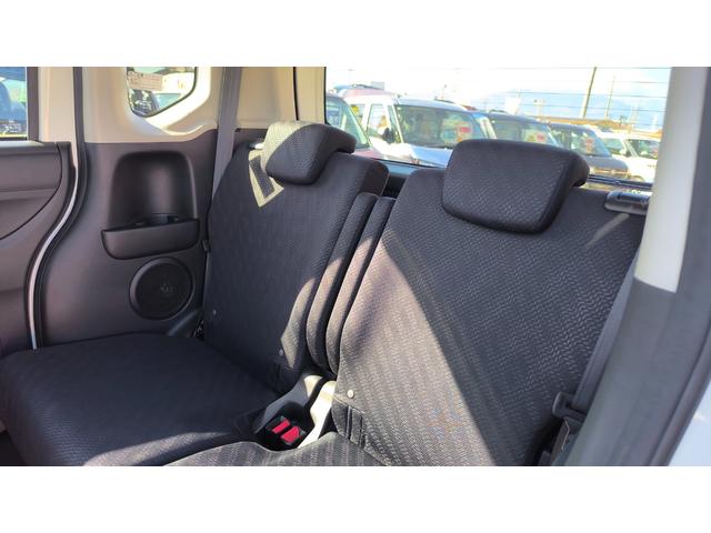 N-BOX G SSパッケージ ホンダ純正メモリーナビ CD/DVD AM/FMラジオ ワンセグTV 両側パワースライドドア ETC バックカメラ ステアリングリモコン スマートキー オートエアコン アイドリングストップ(17枚目)