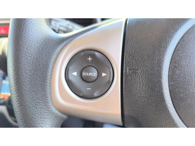 N-BOX G SSパッケージ ホンダ純正メモリーナビ CD/DVD AM/FMラジオ ワンセグTV 両側パワースライドドア ETC バックカメラ ステアリングリモコン スマートキー オートエアコン アイドリングストップ(31枚目)