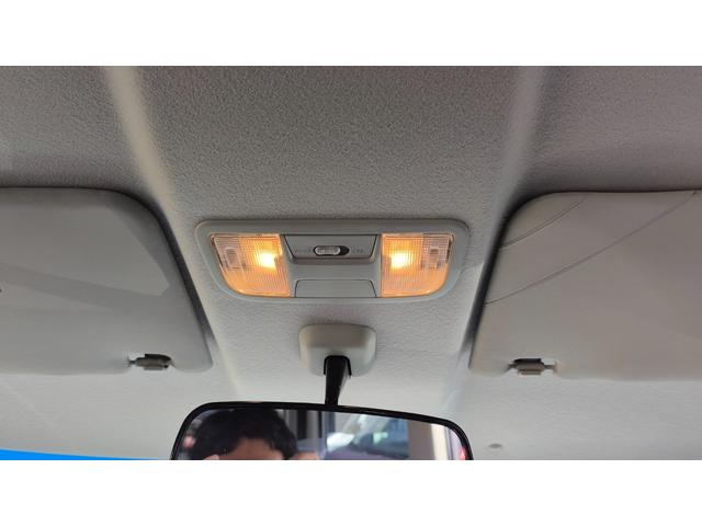 N-BOX G SSパッケージ ホンダ純正メモリーナビ CD/DVD AM/FMラジオ ワンセグTV 両側パワースライドドア ETC バックカメラ ステアリングリモコン スマートキー オートエアコン アイドリングストップ(46枚目)