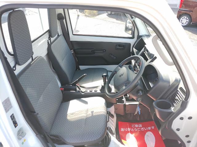 キャリイトラック KCエアコン・パワステ 4WD 5速MT エアコン パワステ 荷台マット ドアバイザー付 AM/FMラジオ 内外装クリーニング済み 走行57,000km台 車検令和8年9月迄(11枚目)