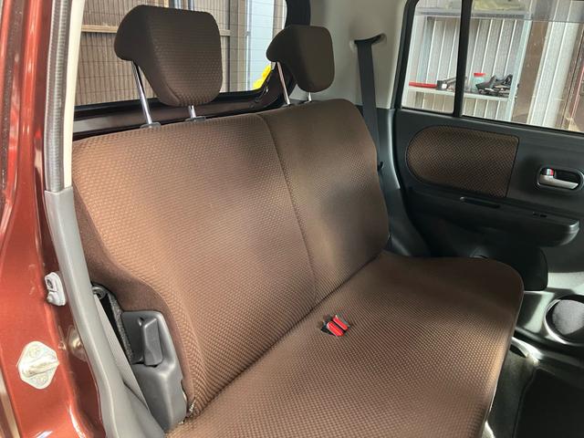 アルトラパン Ｇ　スマートキー　プッシュスタート　ＣＤ　アイドリングストップ　記録簿　アルミタイヤ　盗難防止システム　衝突安全ボディ　Ｗエアバック（12枚目）