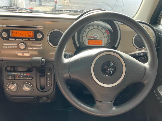 アルトラパン Ｇ　スマートキー　プッシュスタート　ＣＤ　アイドリングストップ　記録簿　アルミタイヤ　盗難防止システム　衝突安全ボディ　Ｗエアバック（14枚目）