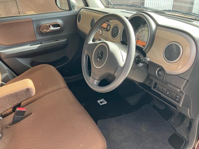 アルトラパン Ｇ　スマートキー　プッシュスタート　ＣＤ　アイドリングストップ　記録簿　アルミタイヤ　盗難防止システム　衝突安全ボディ　Ｗエアバック（16枚目）