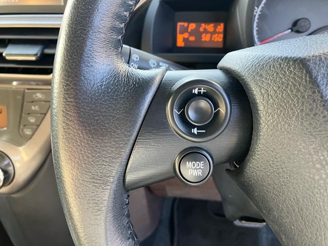 iQ 100G メモリーナビ 地デジTV Bluetoothオーディオ DVD再生 ドライブレコーダー ETC バックカメラ プッシュスタートエンジン キーレス 15インチアルミホイール(37枚目)