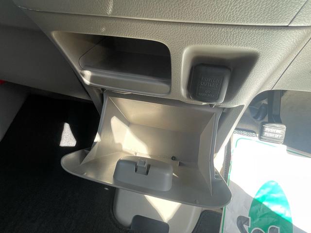 Ｎ－ＢＯＸ Ｇ・Ｌパッケージ　スマートキー　左オートスライドドア　オートエアコン　ＣＤデッキ　エアバック　ＡＢＳ　衝突軽減ボディ　社外アルミ　フル装備（23枚目）