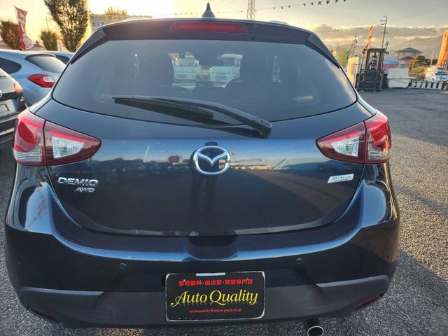 デミオ 15Sツーリング クリアランスソナー LEDヘッドランプ スマートキー 衝突被害軽減システム 盗難防止 Bluetooth接続 シートヒーター アイドリングストップ Bカメラ 4WD オートエアコン ETC(11枚目)