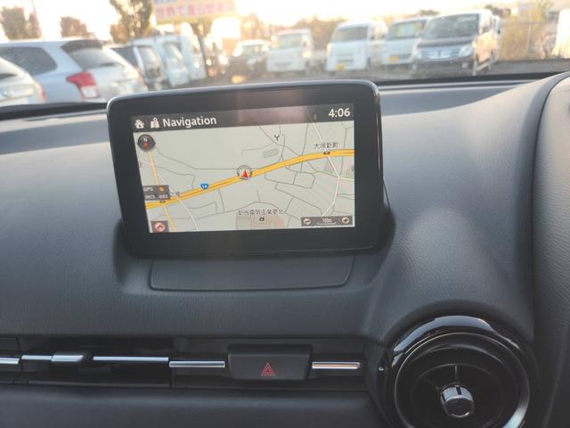 デミオ 15Sツーリング クリアランスソナー LEDヘッドランプ スマートキー 衝突被害軽減システム 盗難防止 Bluetooth接続 シートヒーター アイドリングストップ Bカメラ 4WD オートエアコン ETC(19枚目)