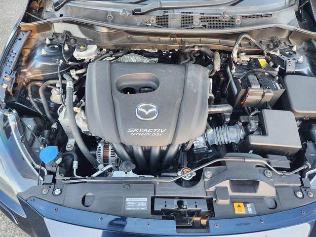 デミオ 15Sツーリング クリアランスソナー LEDヘッドランプ スマートキー 衝突被害軽減システム 盗難防止 Bluetooth接続 シートヒーター アイドリングストップ Bカメラ 4WD オートエアコン ETC(38枚目)