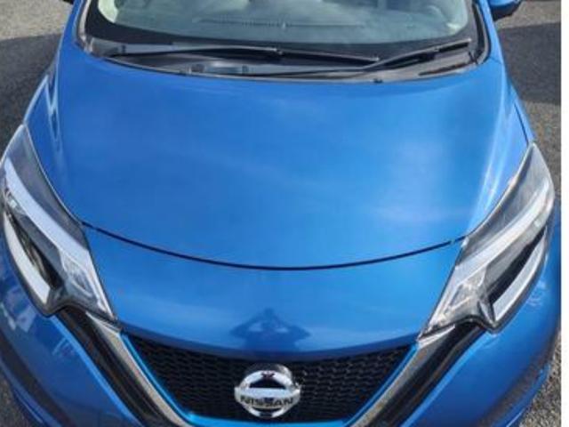 ノート e-パワー X ナビTV バックカメラ スタッドレスタイヤ付き アラウンドビューモニター プッシュスタート インテリジェントキー オートエアコン 横滑り防止 衝突被害軽減システム レーンアシスト 電動格納ドアミラー(4枚目)