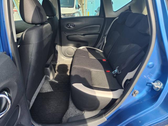 ノート e-パワー X ナビTV バックカメラ スタッドレスタイヤ付き アラウンドビューモニター プッシュスタート インテリジェントキー オートエアコン 横滑り防止 衝突被害軽減システム レーンアシスト 電動格納ドアミラー(28枚目)