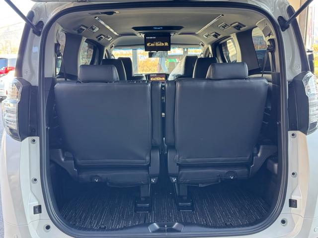 ヴェルファイア ２．５Ｚ　Ａエディション　モデリスタエアロ・ＴＲＤ足廻・２０インチアルミ・アルパインナビＴＶ／ブルートゥースオーディオ・バックカメラ・後席モニター・両側パワースライドドア・黒革調シートカバー（14枚目）