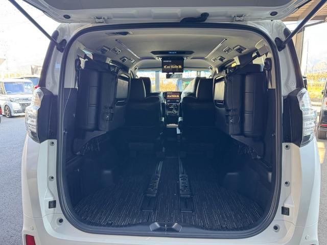 ヴェルファイア ２．５Ｚ　Ａエディション　モデリスタエアロ・ＴＲＤ足廻・２０インチアルミ・アルパインナビＴＶ／ブルートゥースオーディオ・バックカメラ・後席モニター・両側パワースライドドア・黒革調シートカバー（15枚目）