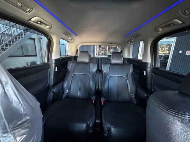 ヴェルファイア ２．５Ｚ　Ａエディション　モデリスタエアロ・ＴＲＤ足廻・２０インチアルミ・アルパインナビＴＶ／ブルートゥースオーディオ・バックカメラ・後席モニター・両側パワースライドドア・黒革調シートカバー（32枚目）