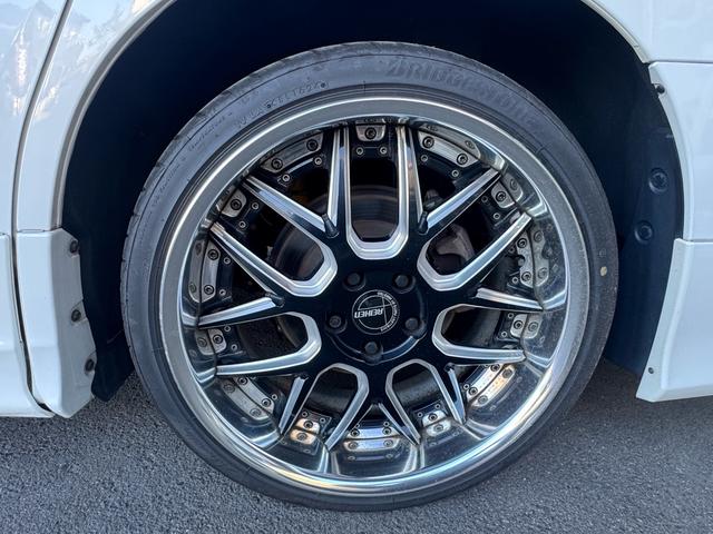 ヴェルファイア ２．５Ｚ　Ａエディション　モデリスタエアロ・ＴＲＤ足廻・２０インチアルミ・アルパインナビＴＶ／ブルートゥースオーディオ・バックカメラ・後席モニター・両側パワースライドドア・黒革調シートカバー（35枚目）