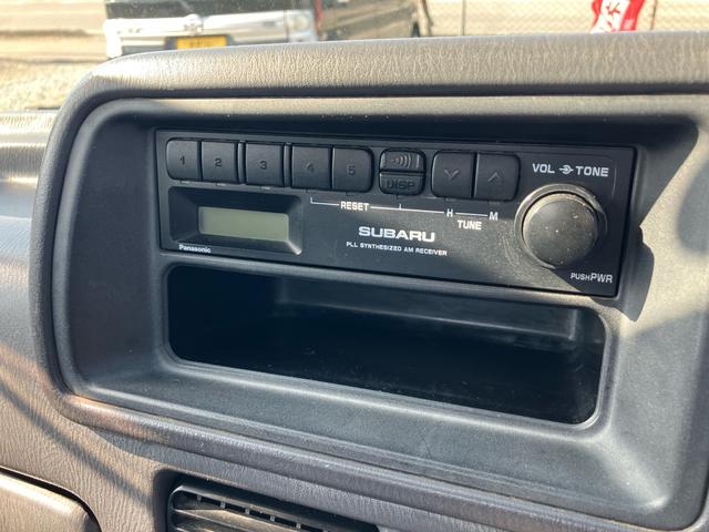 サンバートラック TB 4WD 5速マニュアル 三方開 軽トラック(28枚目)