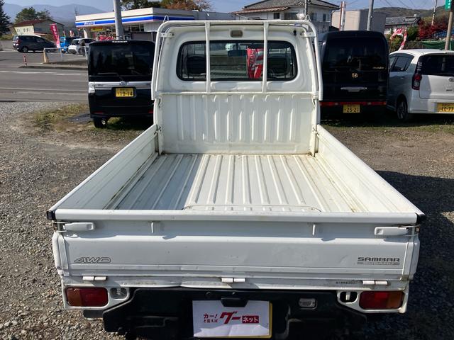 サンバートラック TB 4WD 5速マニュアル 三方開 軽トラック(48枚目)