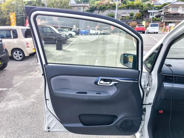 ムーヴ カスタム　ＲＳ　ハイパーＳＡ　ターボ　ナビ　テレビ　ＥＴＣ　バックモニター　衝突軽減ブレーキ　純正エアロ　アルミ　インテリキー　スタットレス付き　車検整備付き　一年間保証付き　記録簿付き（30枚目）