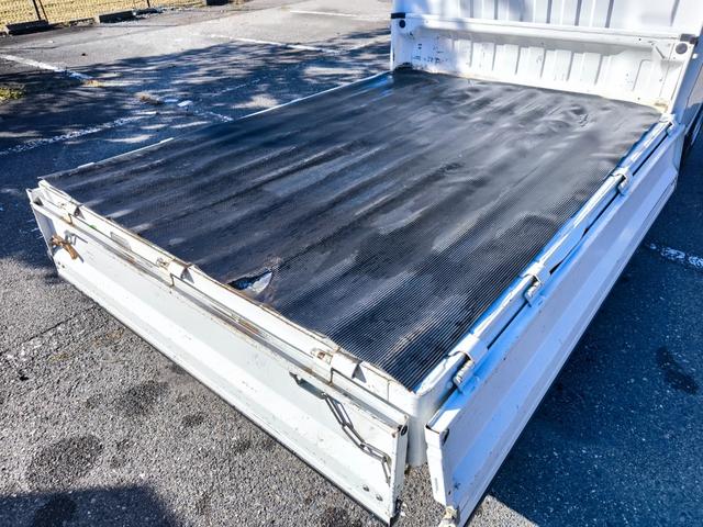 キャリイトラック ＫＣエアコン・パワステ　４ＷＤ　エアコン　パワステ付（31枚目）