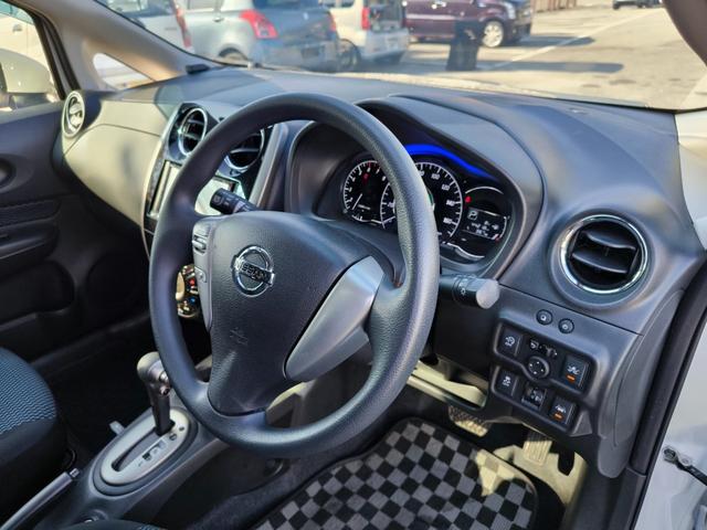 ノート X エアロスタイル V+セーフティ ナビ テレビ バックモニター ETC スーパーチャージャー アルミ エマージェンシーブレーキ アイドリングストップ インテリキー LEDライト 車検整備付き 一年間保証付き(29枚目)