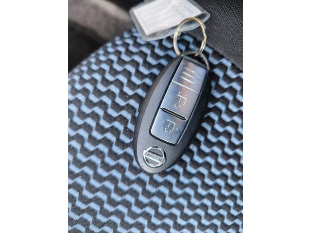 ノート X エアロスタイル V+セーフティ ナビ テレビ バックモニター ETC スーパーチャージャー アルミ エマージェンシーブレーキ アイドリングストップ インテリキー LEDライト 車検整備付き 一年間保証付き(56枚目)