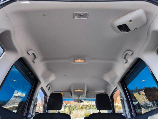 天井も綺麗に使われております。