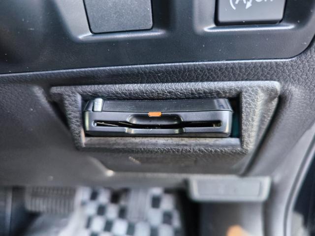 休日役立つＥＴＣがついていますので遠出も安心ですね。