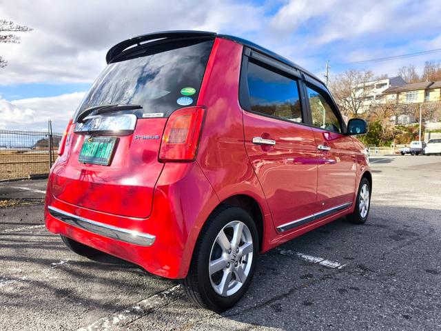 Ｎ－ＯＮＥ プレミアム　ワンオーナー　純正ナビ　テレビ　バックカメラ　インテリキー　純正アルミ　アイドリングストップ　車検整備付き　一年間保証付き　記録簿付き　ツートンカラー（5枚目）
