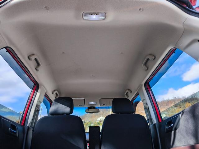 Ｎ－ＯＮＥ プレミアム　ワンオーナー　純正ナビ　テレビ　バックカメラ　インテリキー　純正アルミ　アイドリングストップ　車検整備付き　一年間保証付き　記録簿付き　ツートンカラー（16枚目）