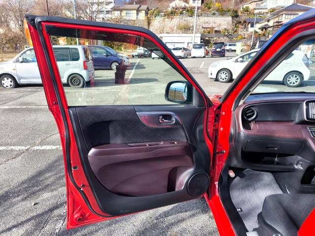 Ｎ－ＯＮＥ プレミアム　ワンオーナー　純正ナビ　テレビ　バックカメラ　インテリキー　純正アルミ　アイドリングストップ　車検整備付き　一年間保証付き　記録簿付き　ツートンカラー（28枚目）