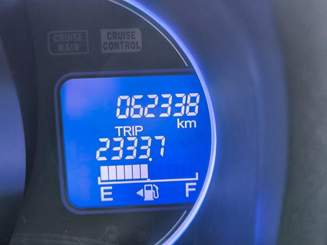 Ｎ－ＯＮＥ プレミアム　ワンオーナー　純正ナビ　テレビ　バックカメラ　インテリキー　純正アルミ　アイドリングストップ　車検整備付き　一年間保証付き　記録簿付き　ツートンカラー（35枚目）