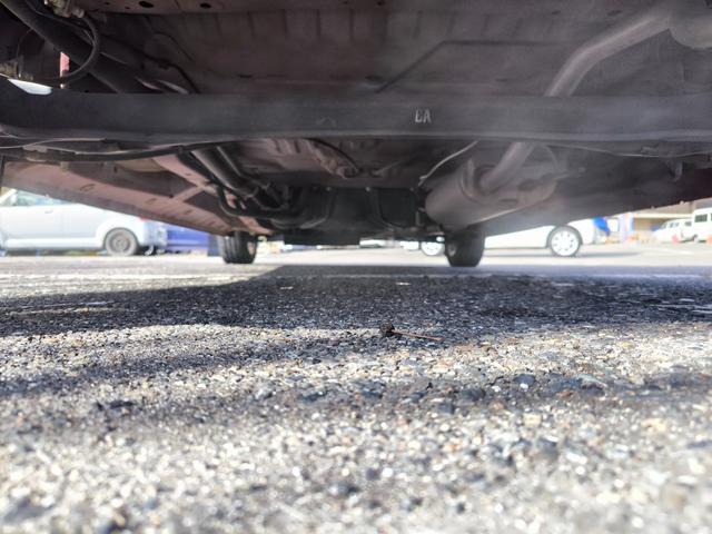 Ｎ－ＯＮＥ プレミアム　ワンオーナー　純正ナビ　テレビ　バックカメラ　インテリキー　純正アルミ　アイドリングストップ　車検整備付き　一年間保証付き　記録簿付き　ツートンカラー（44枚目）