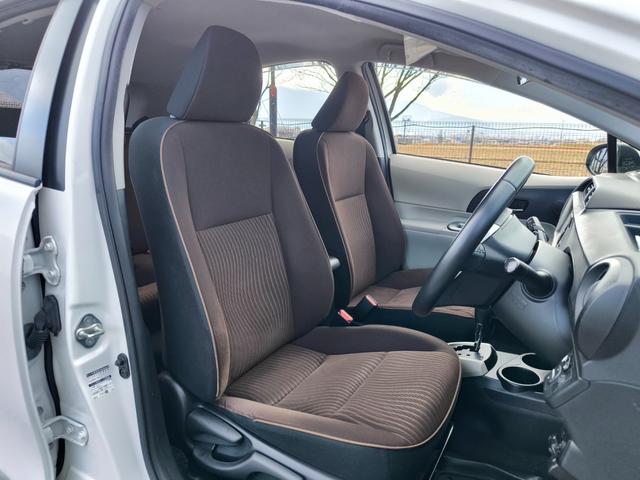 アクア Ｇ　純正ナビ　テレビ　バックモニター　ＥＴＣ　インテリキー　純正アルミ　アイドリングストップ　一年間保証付き　記録簿付き　車検整備付き（11枚目）