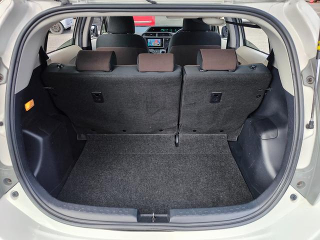 アクア Ｇ　純正ナビ　テレビ　バックモニター　ＥＴＣ　インテリキー　純正アルミ　アイドリングストップ　一年間保証付き　記録簿付き　車検整備付き（14枚目）