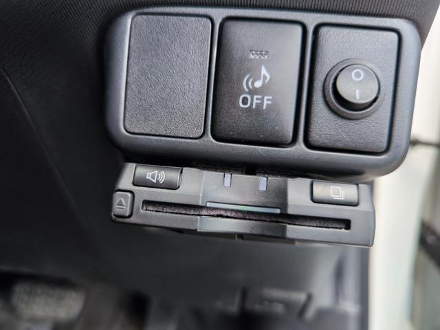 アクア Ｇ　純正ナビ　テレビ　バックモニター　ＥＴＣ　インテリキー　純正アルミ　アイドリングストップ　一年間保証付き　記録簿付き　車検整備付き（18枚目）