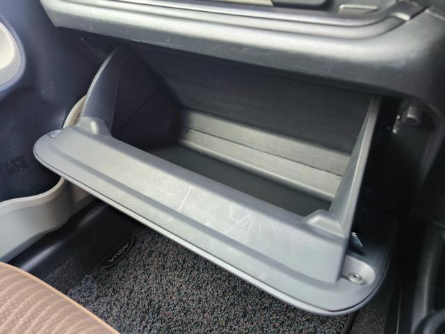 アクア Ｇ　純正ナビ　テレビ　バックモニター　ＥＴＣ　インテリキー　純正アルミ　アイドリングストップ　一年間保証付き　記録簿付き　車検整備付き（26枚目）