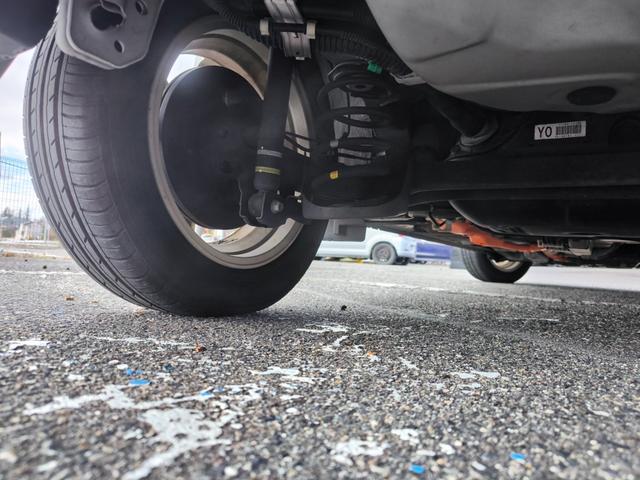 アクア Ｇ　純正ナビ　テレビ　バックモニター　ＥＴＣ　インテリキー　純正アルミ　アイドリングストップ　一年間保証付き　記録簿付き　車検整備付き（40枚目）