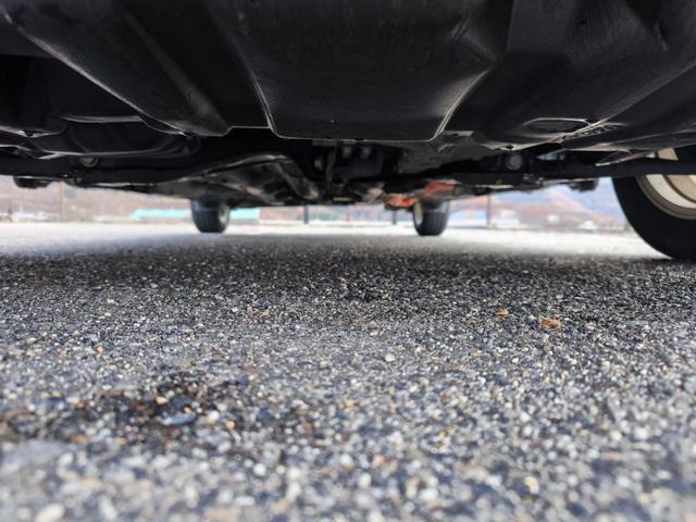 アクア Ｇ　純正ナビ　テレビ　バックモニター　ＥＴＣ　インテリキー　純正アルミ　アイドリングストップ　一年間保証付き　記録簿付き　車検整備付き（44枚目）