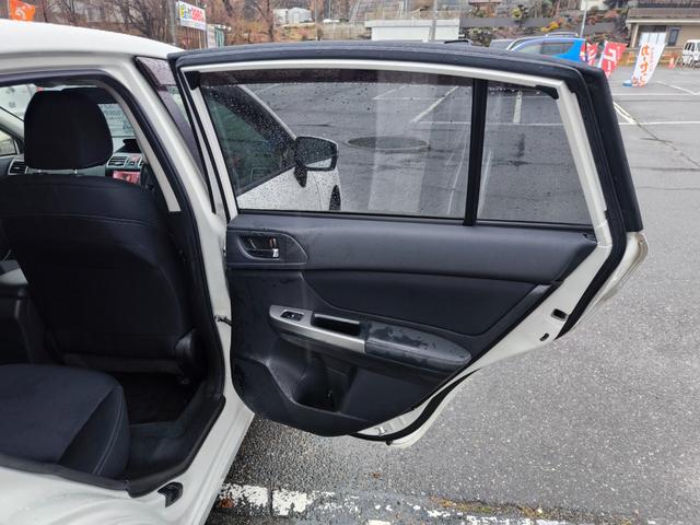 インプレッサスポーツ 　４ＷＤ　純正ナビ　テレビ　バックモニター　ＥＴＣ　インテリキー　衝突軽減ブレーキ　アイドリングストップ　一年間保証付き　車検整備付き　純正アルミ（34枚目）