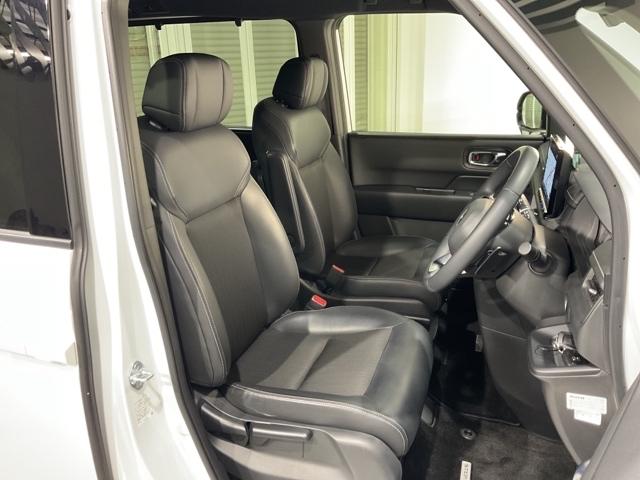 ステップワゴン e:HEVスパーダ デュアルエアコン フルオートエアコン ESC シートヒータ キーフリー LEDヘッドランプ イモビ ABS リアカメラ スマートキ USBポート クルーズコントロール ECOモード(15枚目)