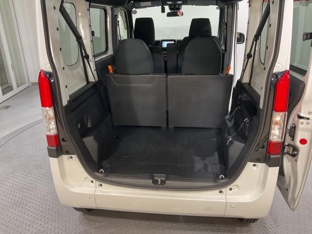 Ｎ－ＶＡＮ＋スタイル ファン　オートマチックハイビーム　車線逸脱警報　ＬＥＤ　イモビライザー　ＡＡＣ　Ｒカメラ　４ＷＤ　横滑り防止機能　パワーウィンドー　ドラレコ　キーフリー　ダブルエアバック　ワンオーナー車　ＡＢＳ　エアバッグ（18枚目）